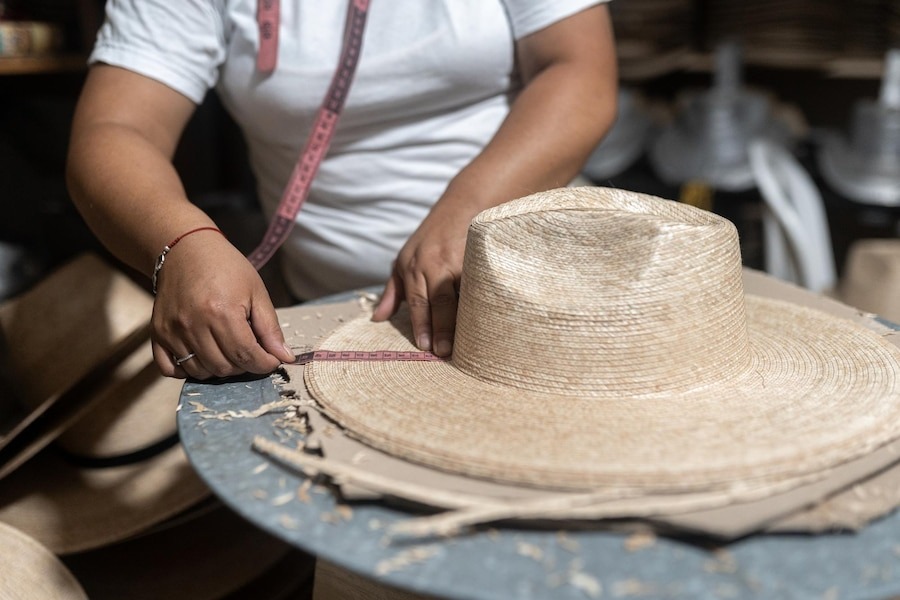 how-to-start-a-hat-business